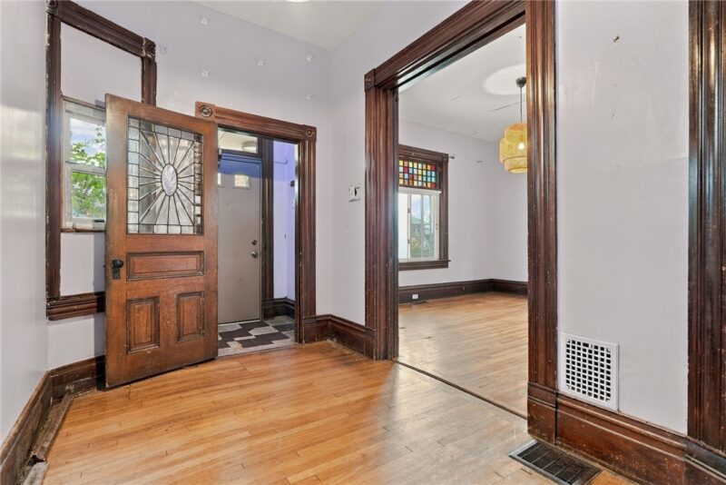 306 E 11th Ave — photo 5