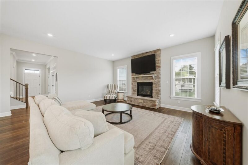 3026 Spruce Rd — photo 8