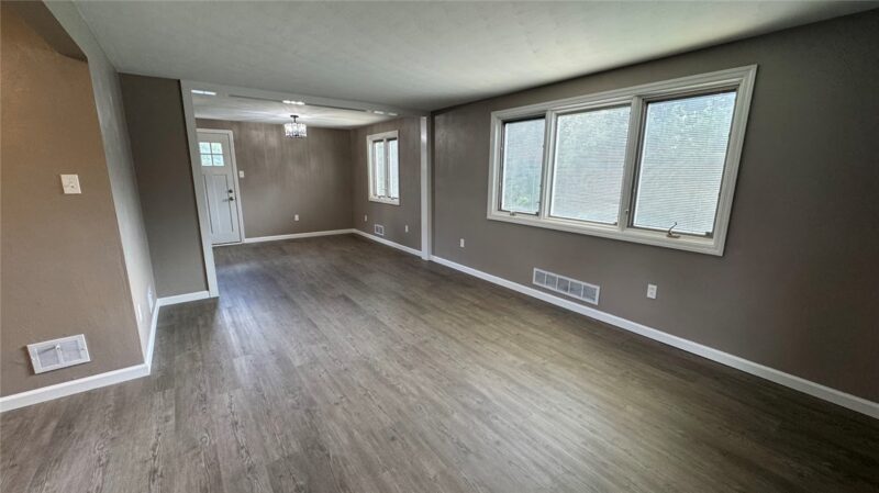 3832 Cynthia Dr — photo 5