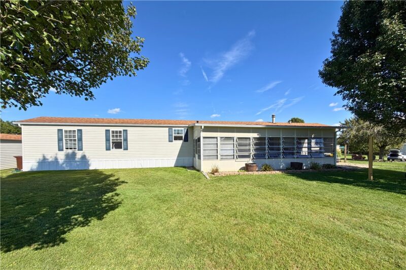 1601 J.R. Drive — photo 2