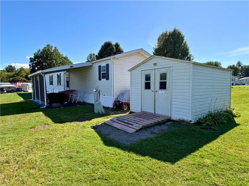 1601 J.R. Drive — photo 3