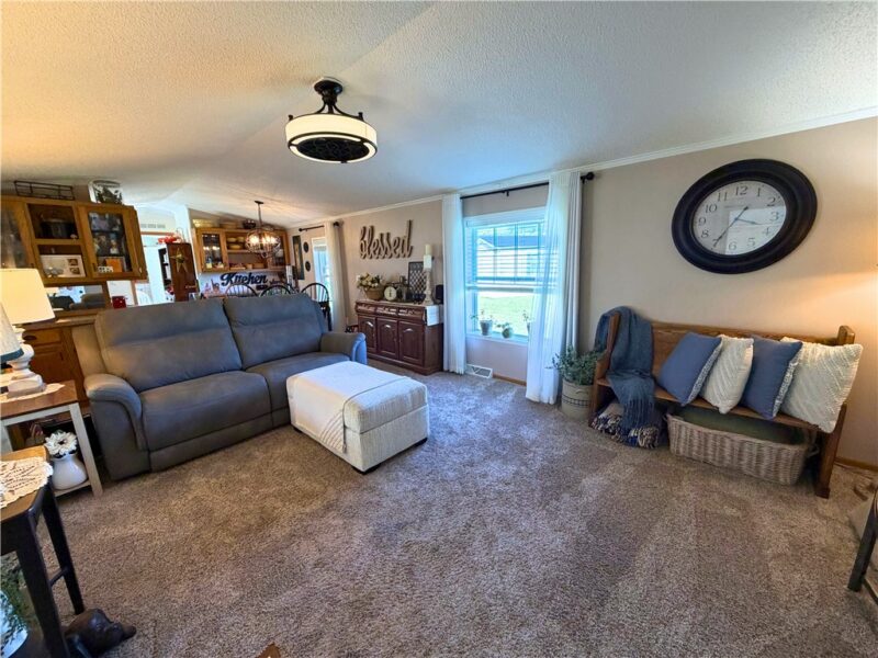 1601 J.R. Drive — photo 7