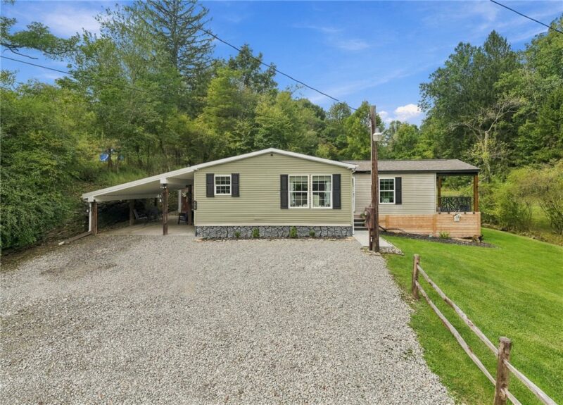 171 Fetter Ln — photo 3