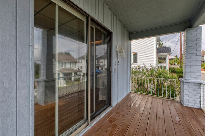 912 Sherman Avenue — photo 3