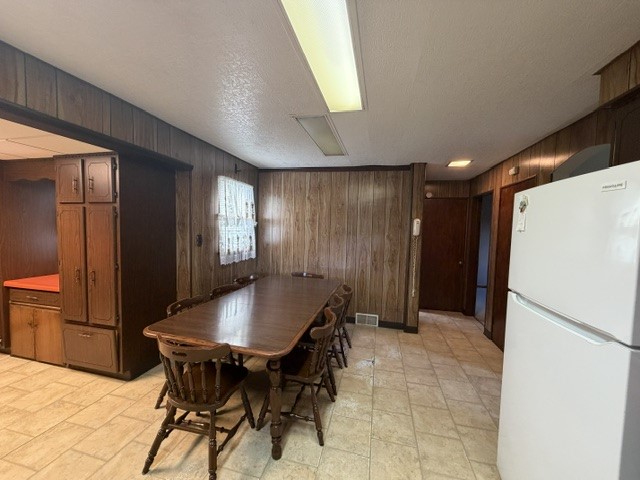 118 Moore Rd — photo 4