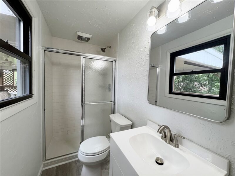 556 Catskill Dr — photo 3