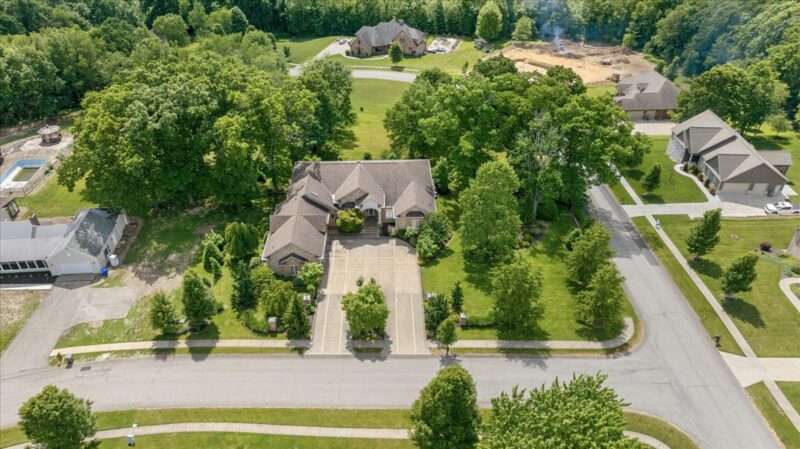 217 Fox Hollow DRIVE — photo 4