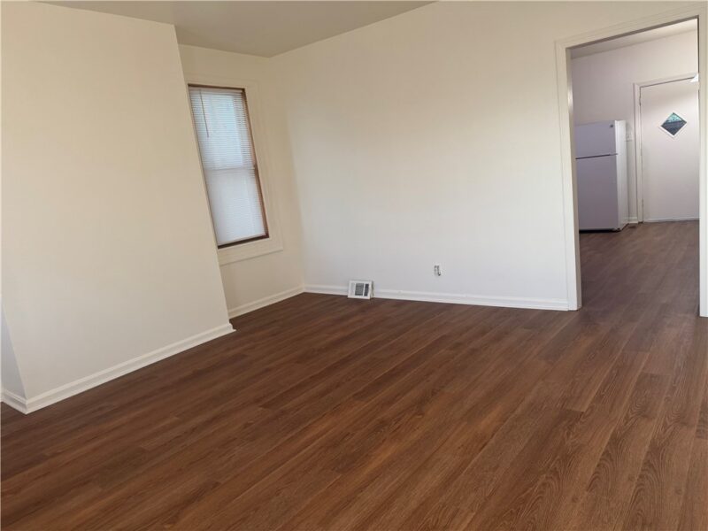 294 Beaver St — photo 2