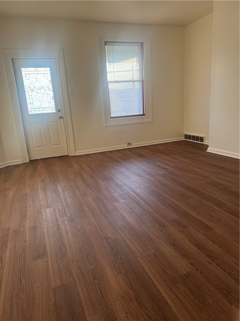 294 Beaver St — photo 4