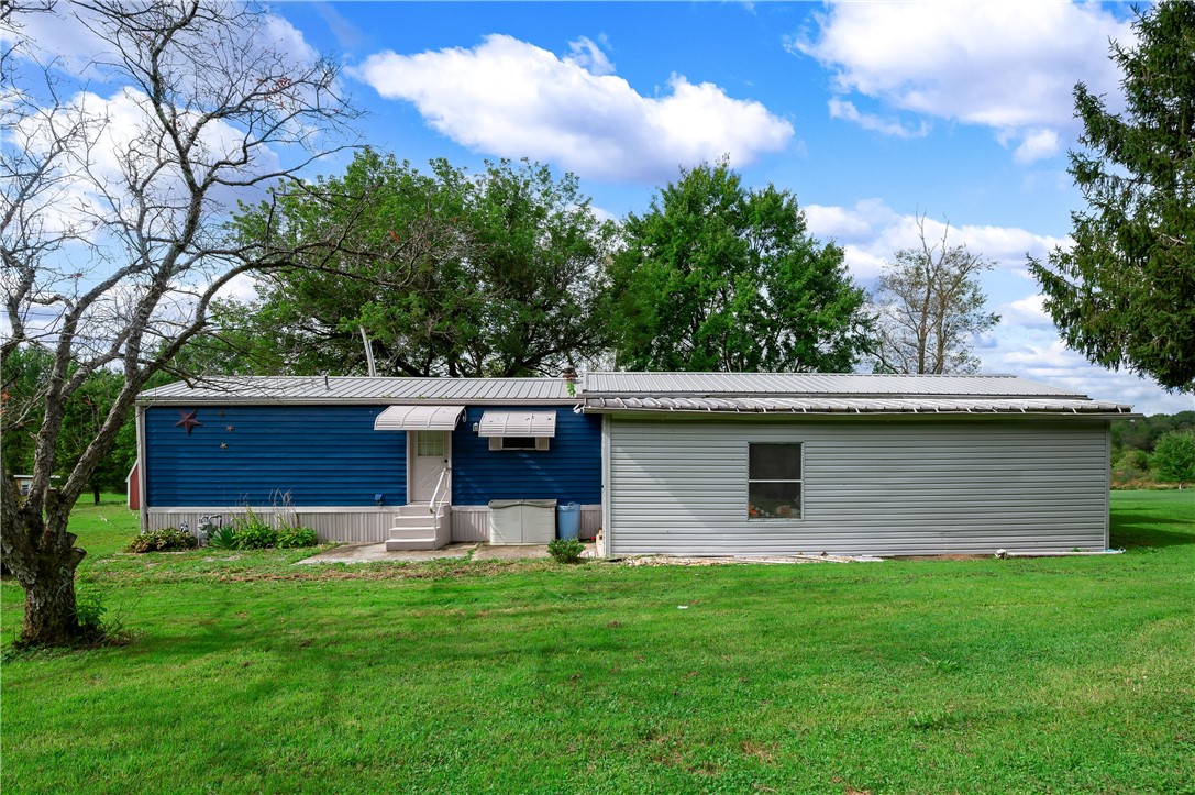 224 County Line Road — photo 1