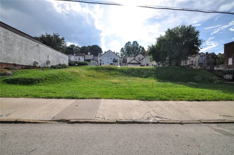 317 Fallowfield Ave — photo 7