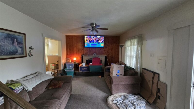 686 Stambaugh Ave — photo 5