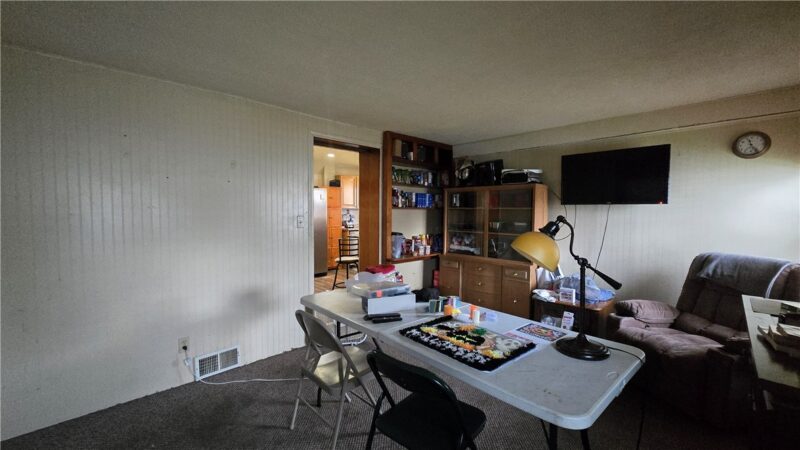 686 Stambaugh Ave — photo 8