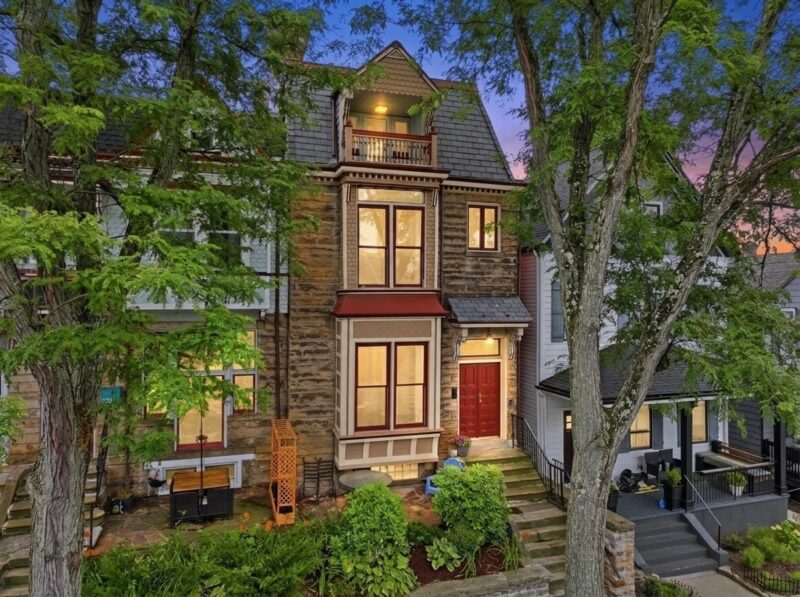 716 N Beatty STREET