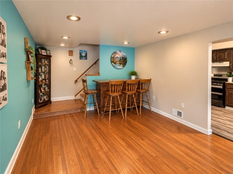 136 Marlow Dr — photo 8