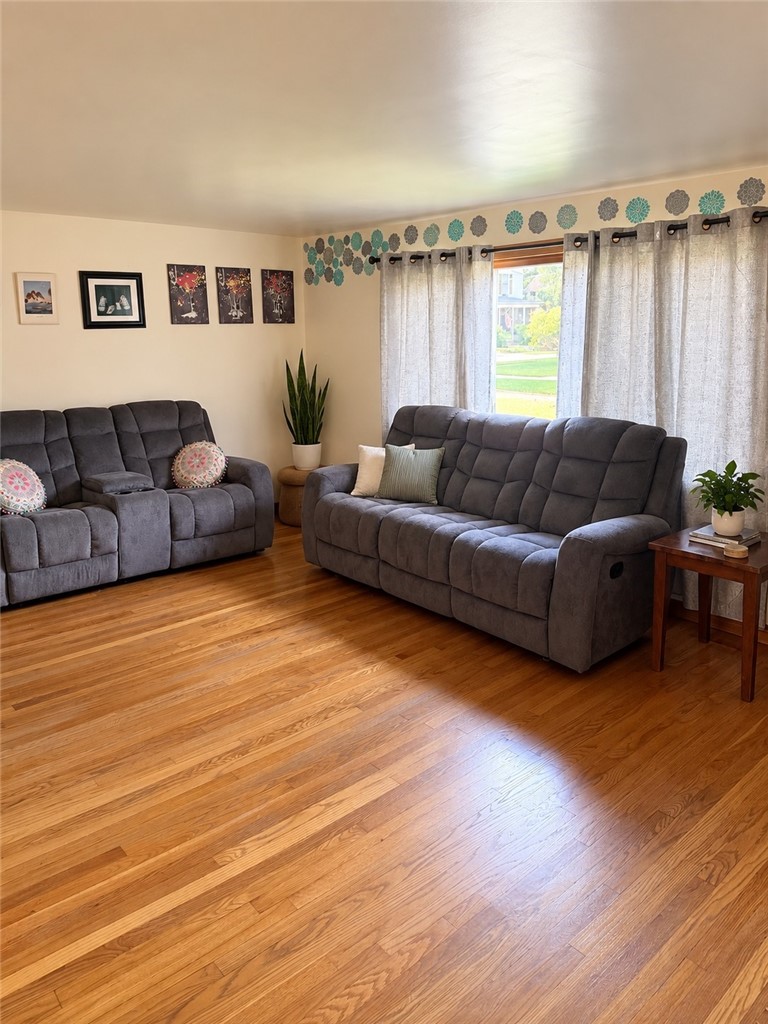 1280 Washington St — photo 4