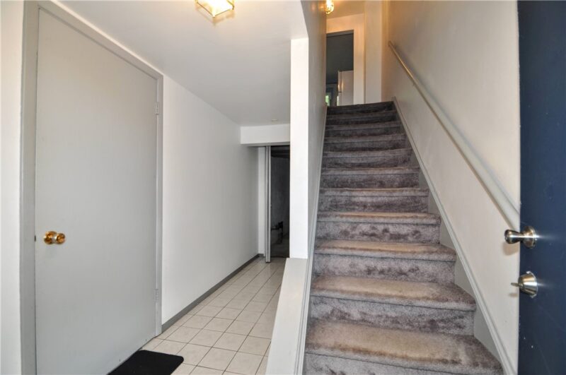 2031 Denning Way — photo 4