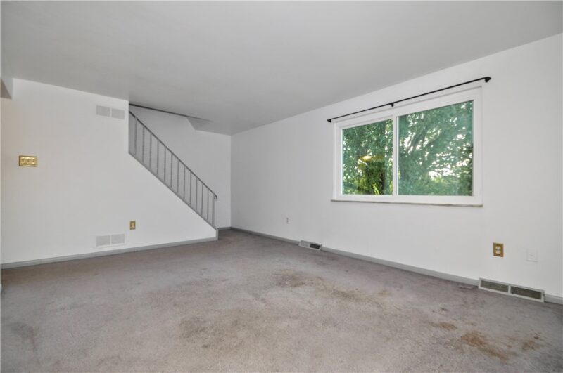 2031 Denning Way — photo 5