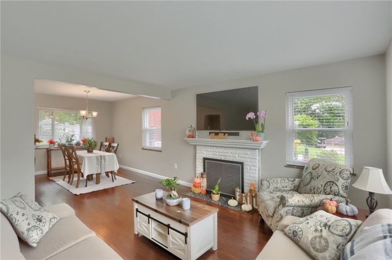 505 Clifton Ave — photo 3