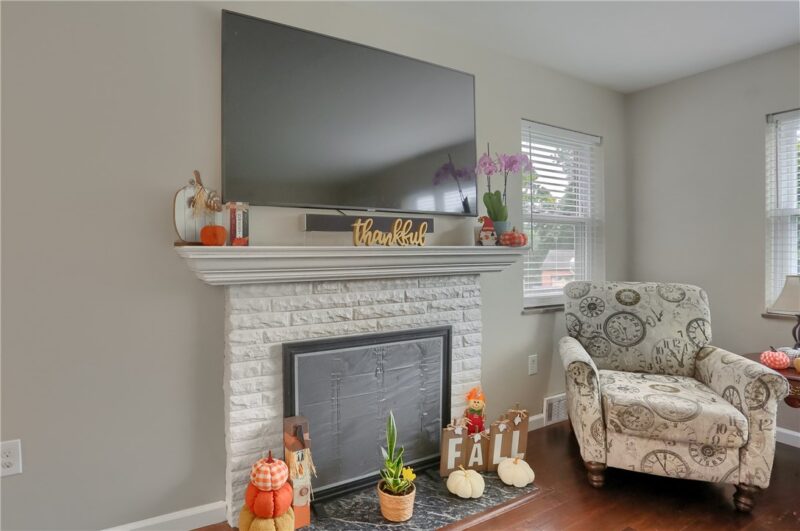 505 Clifton Ave — photo 7