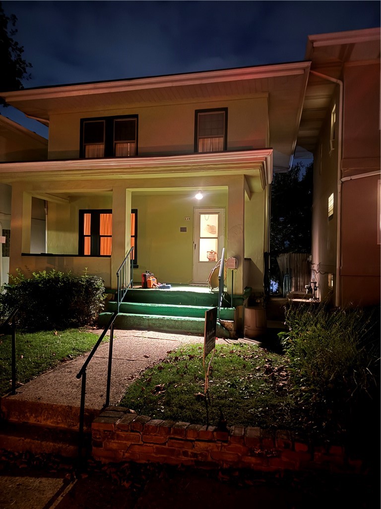 146 Ida Ave — photo 1
