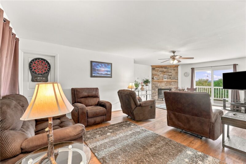 360 Austin Blvd — photo 6