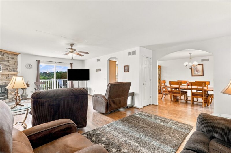360 Austin Blvd — photo 7