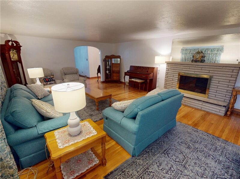 220 Decatur Dr — photo 4