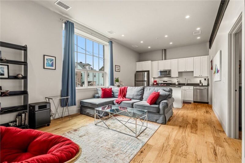 622 Gross St 204 — photo 4