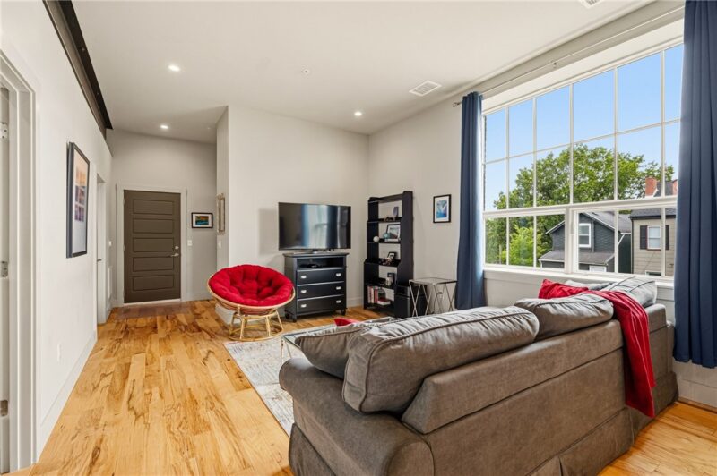 622 Gross St 204 — photo 6