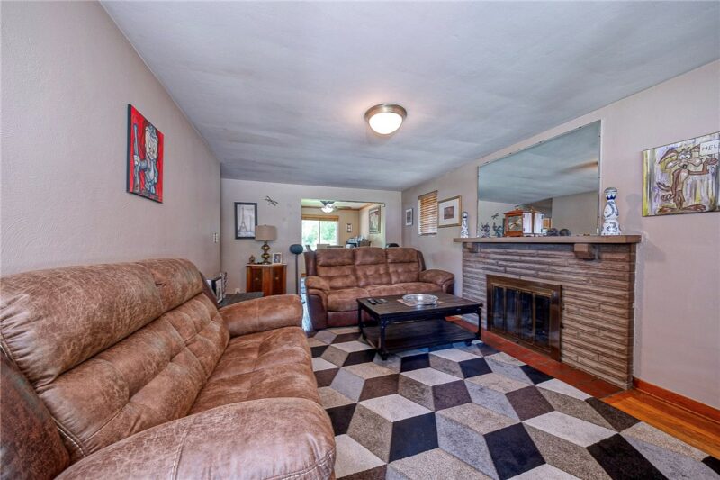 202 Russell Drive — photo 5