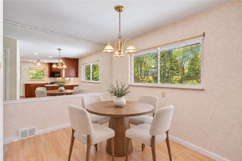 4043 Ewalt Rd — photo 3