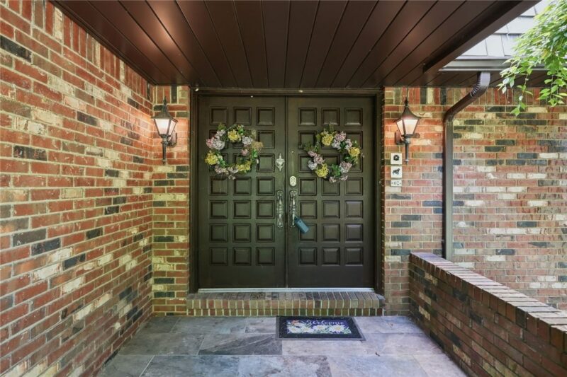 21 W Hillcrest Rd — photo 5