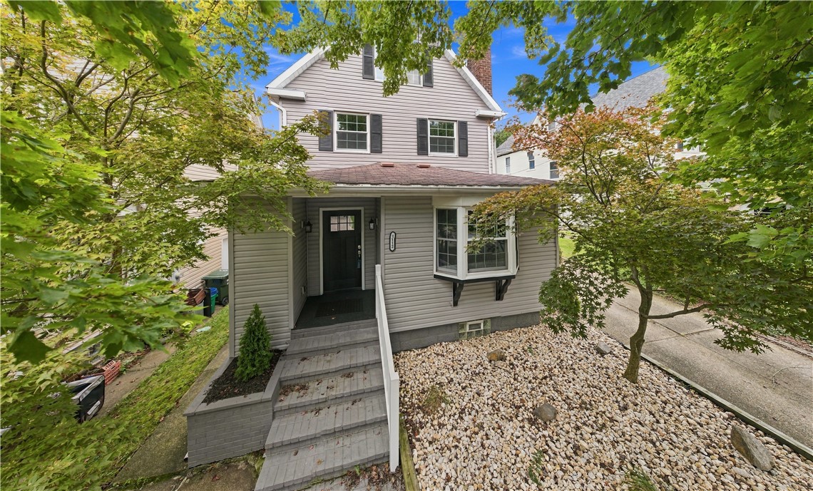 1112 Montana Ave — photo 1