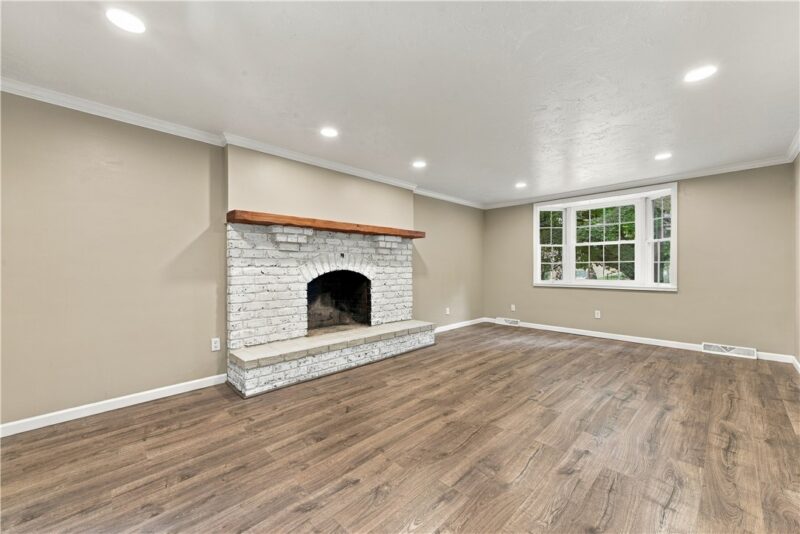 1112 Montana Ave — photo 5