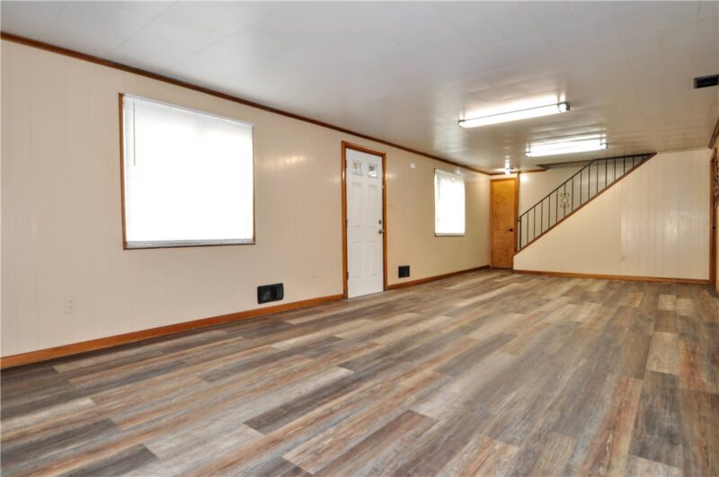 432 Oregon Ave — photo 3