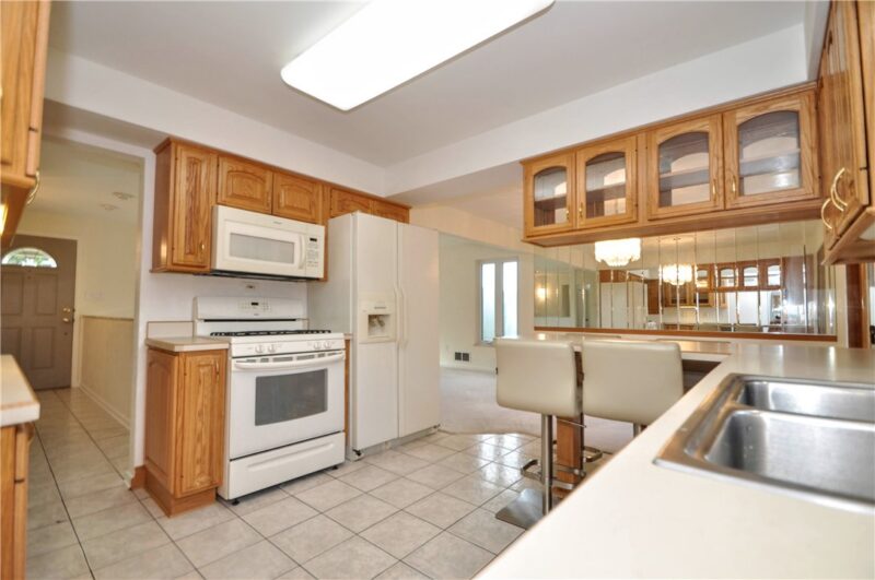 7109 Gayle Drive — photo 4