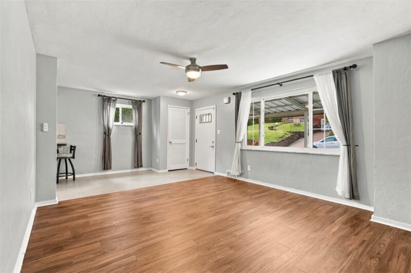 321 E Garden Rd — photo 6