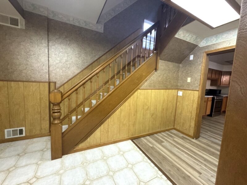 221 S Oakland Ave. — photo 3