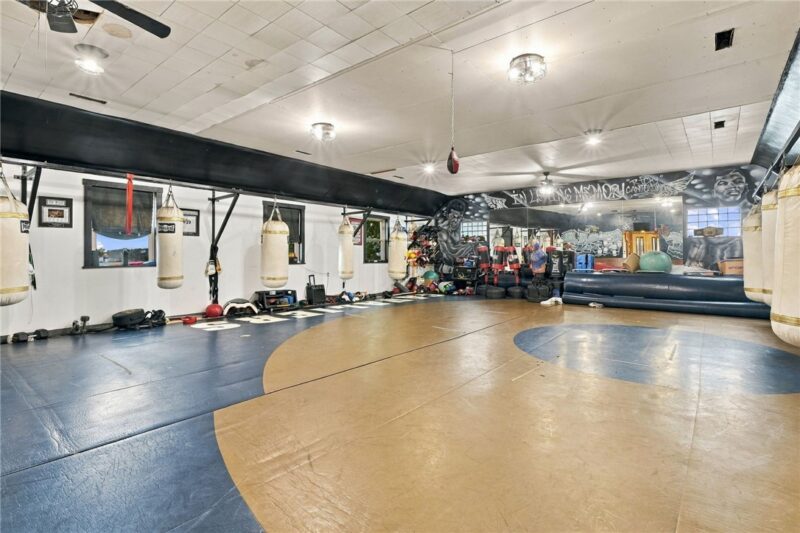1415 Strawn Ave — photo 4