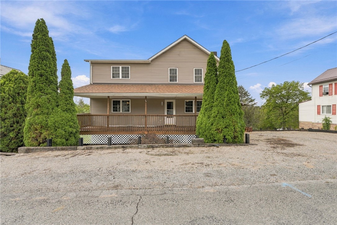 739 White St — photo 1
