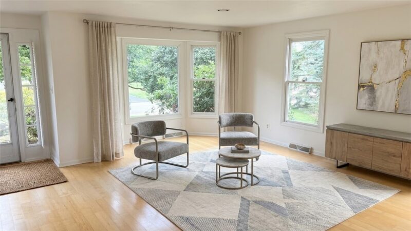 306 Newbury Dr — photo 5