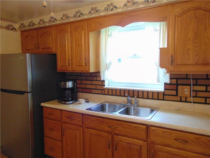 720 Cemetery Rd — photo 5