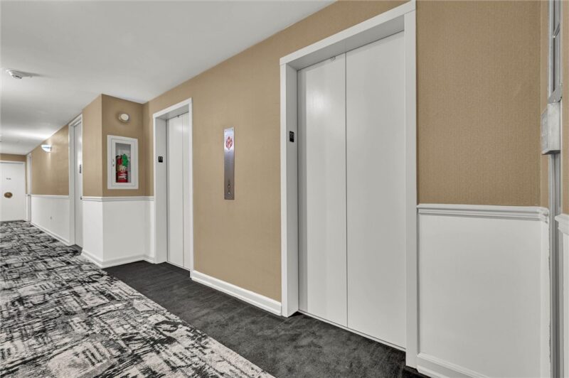 112 WASHINGTON PLACE 11G — photo 7