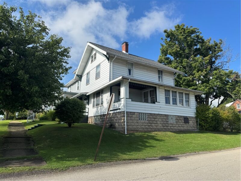 470 Braddock Ave — photo 2