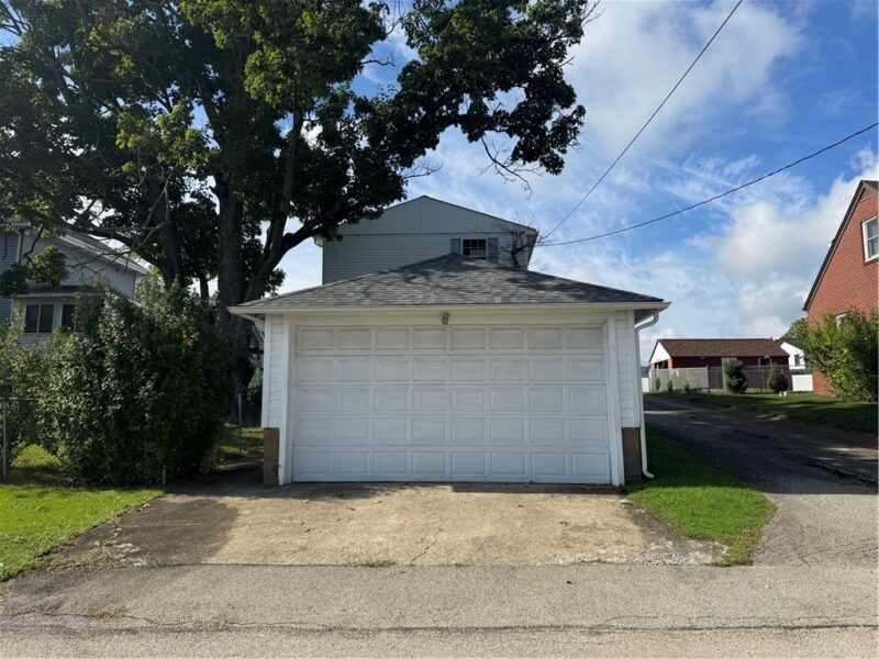 470 Braddock Ave — photo 3