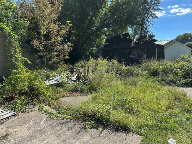 1058 Middletown Rd — photo 3