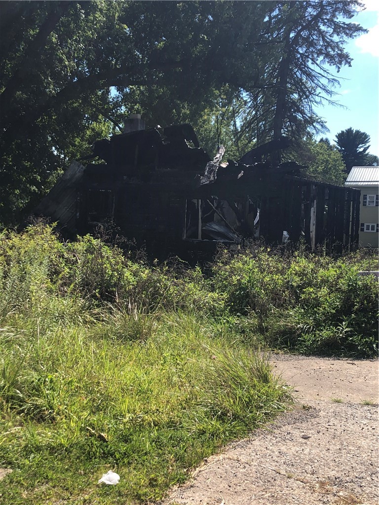 1058 Middletown Rd — photo 8