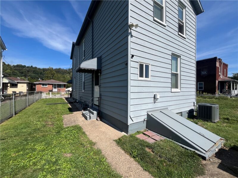 309 Pine St — photo 4
