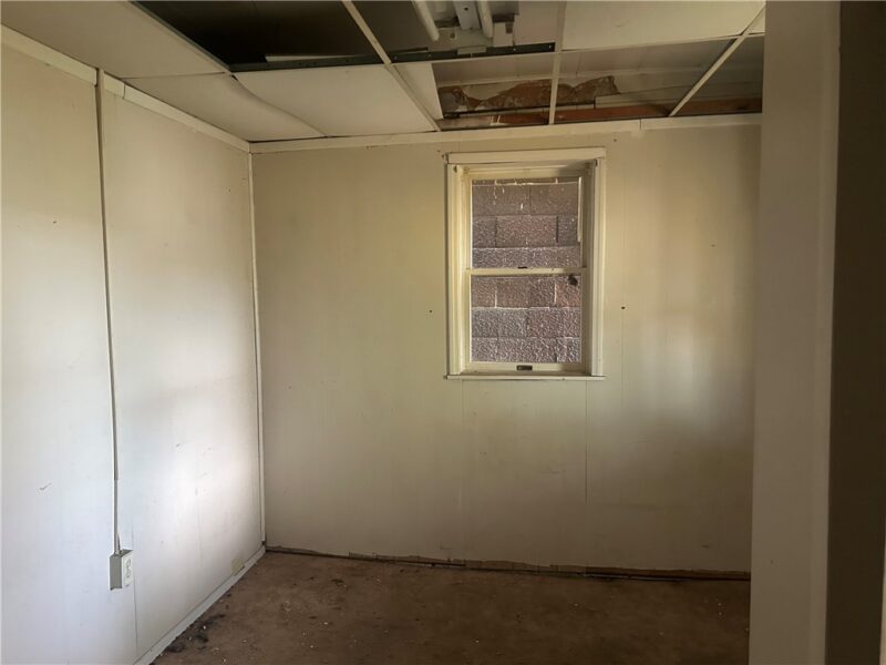 203 Wood St — photo 3